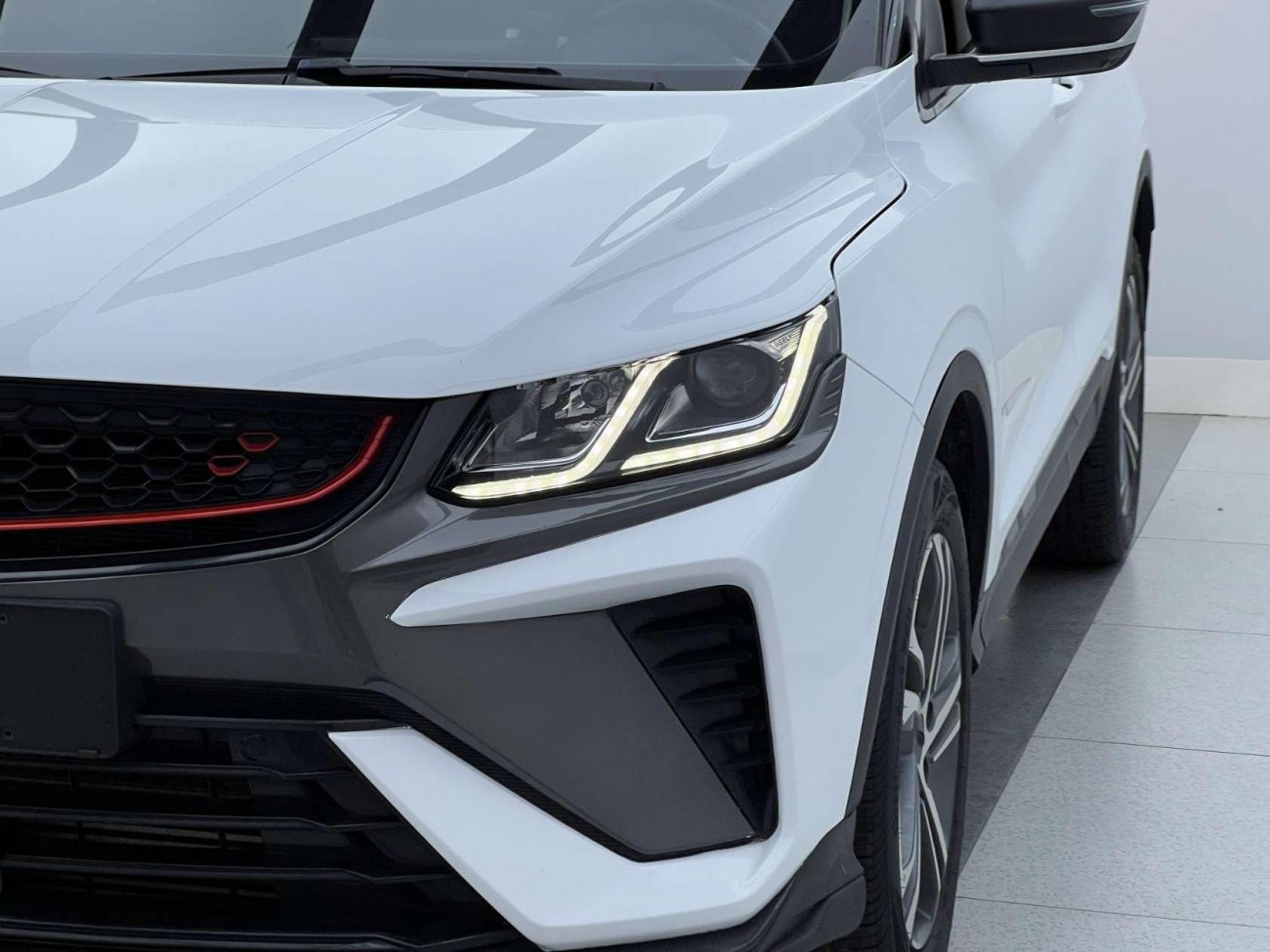 Geely Coolray 2021