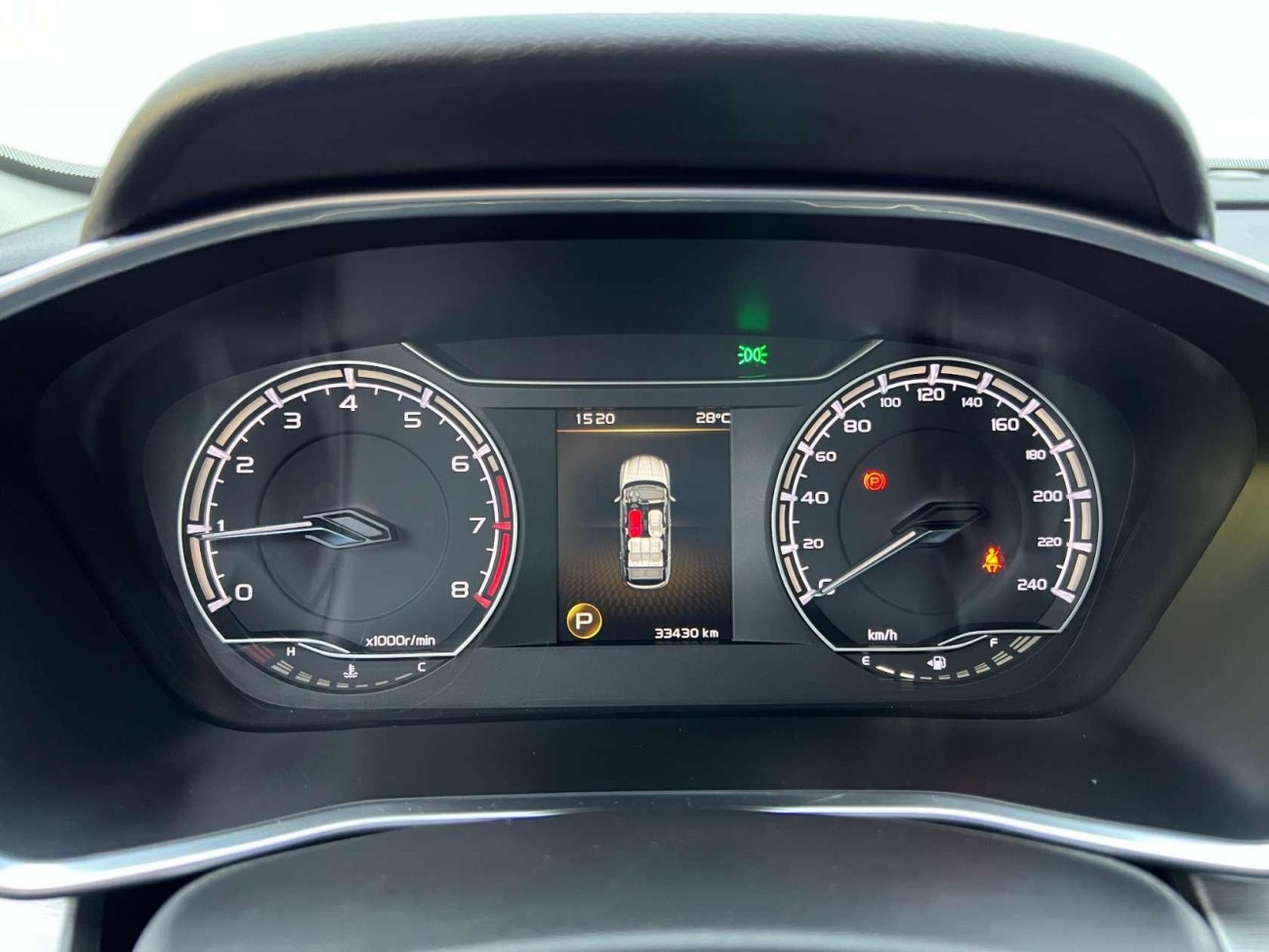 Geely Coolray 2021