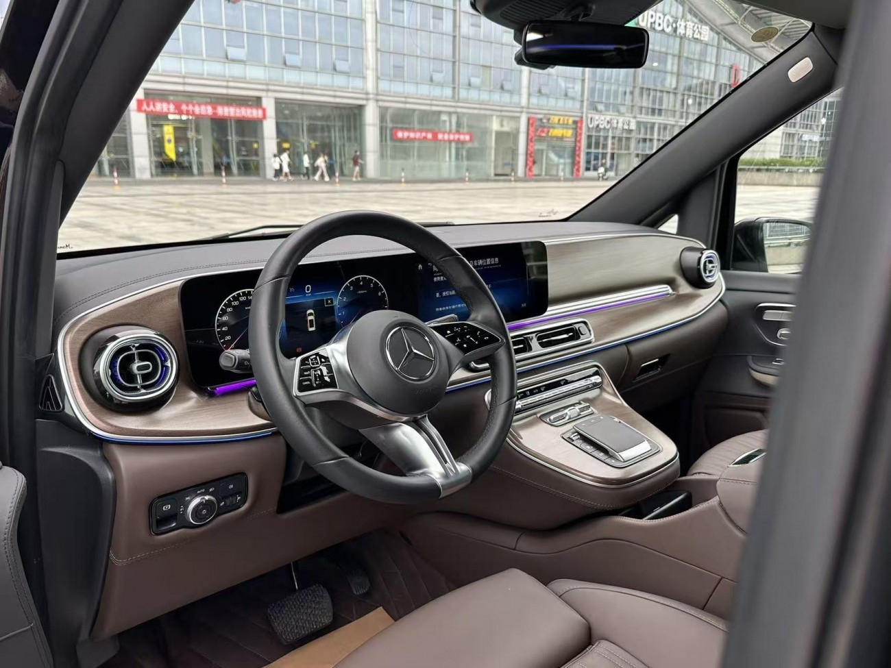 Mercedes-Benz Vito 2024