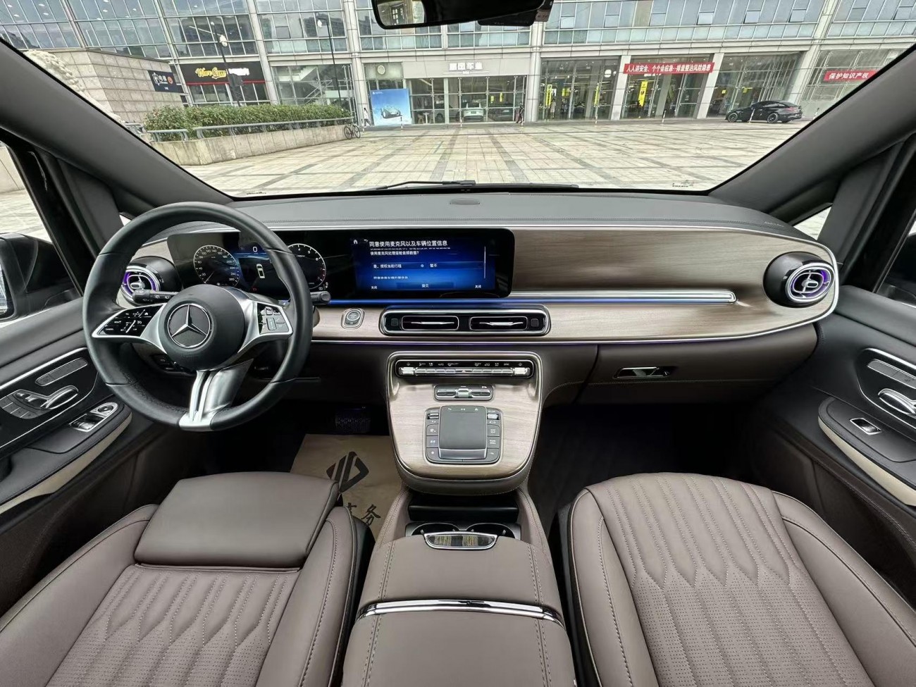 Mercedes-Benz Vito 2024