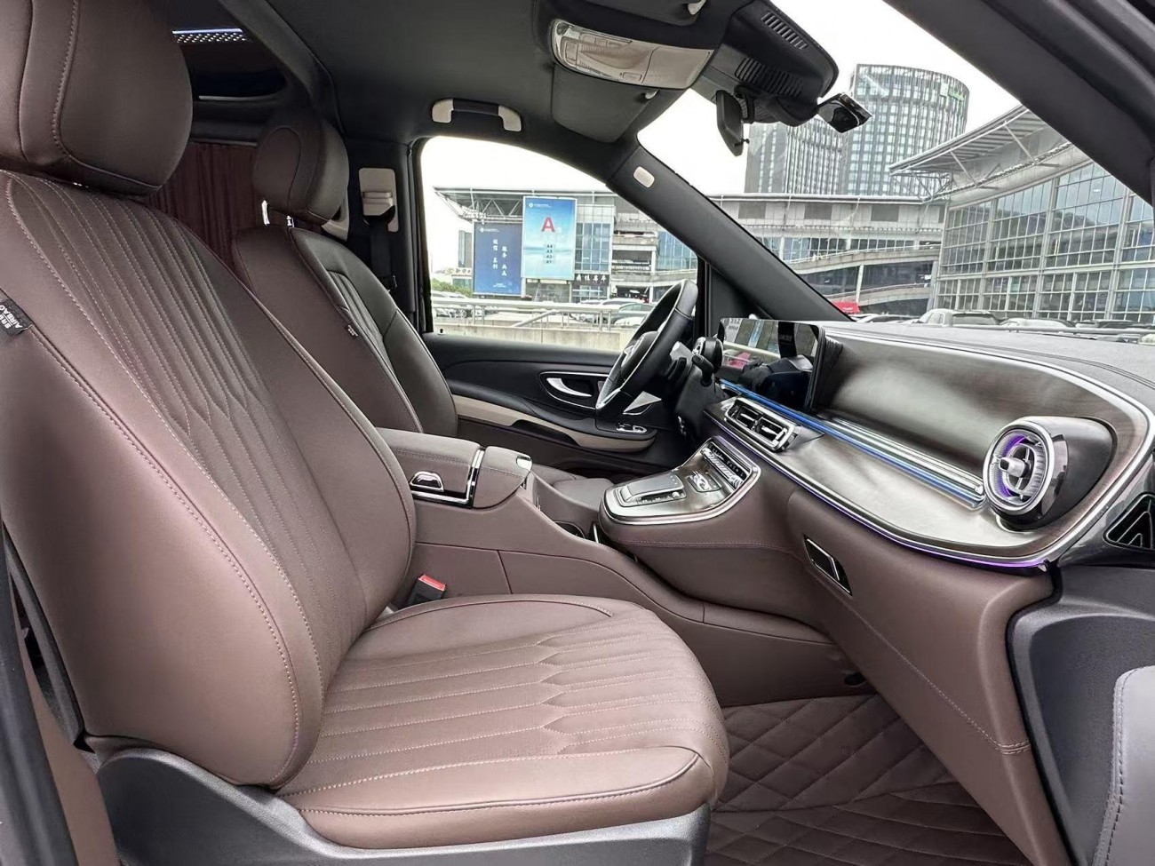 Mercedes-Benz Vito 2024