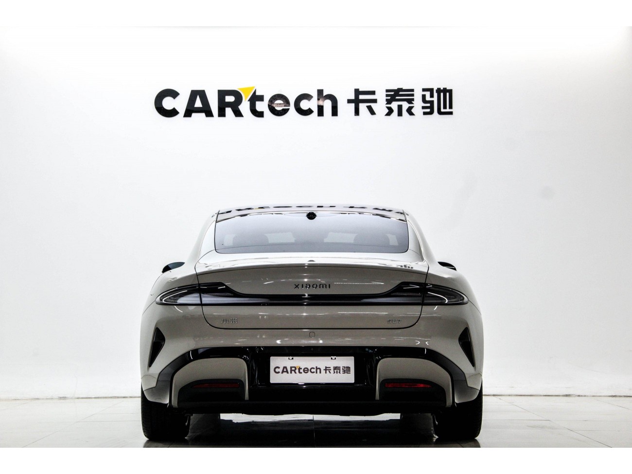 Xiaomi SU7 2025