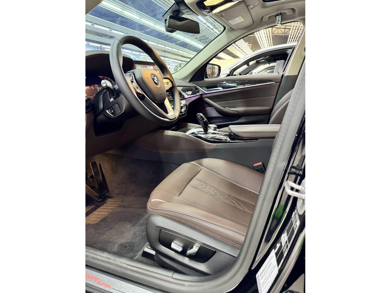 BMW 525Li 2023