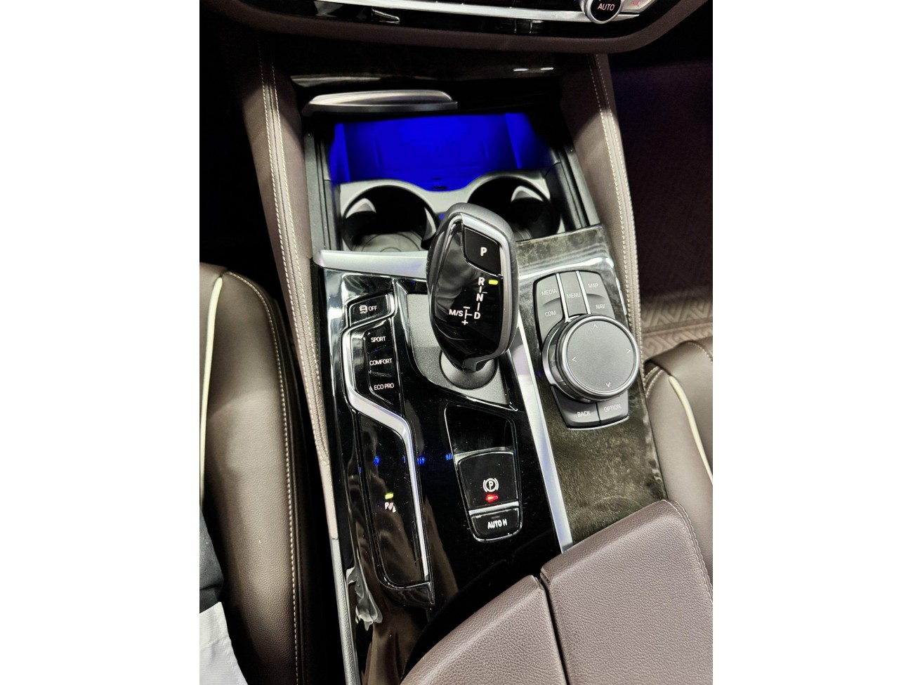BMW 525Li 2023