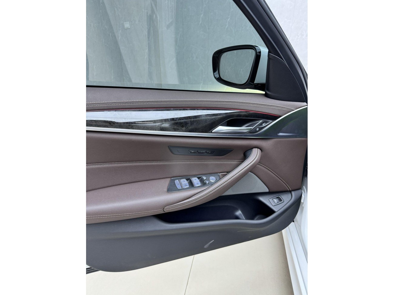 BMW 525Li 2023