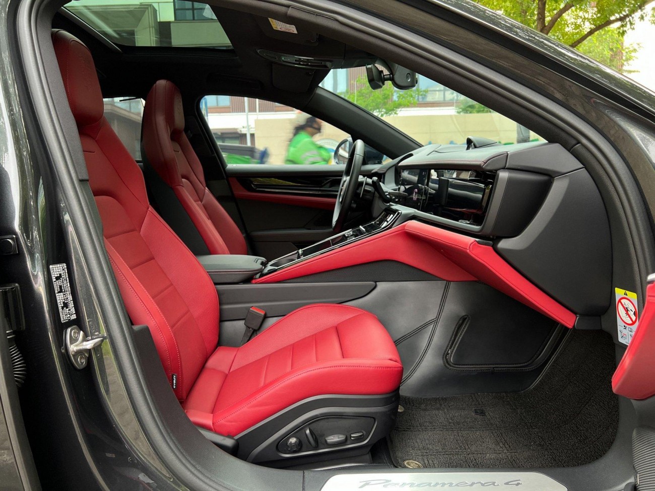 Porsche Panamera 2024