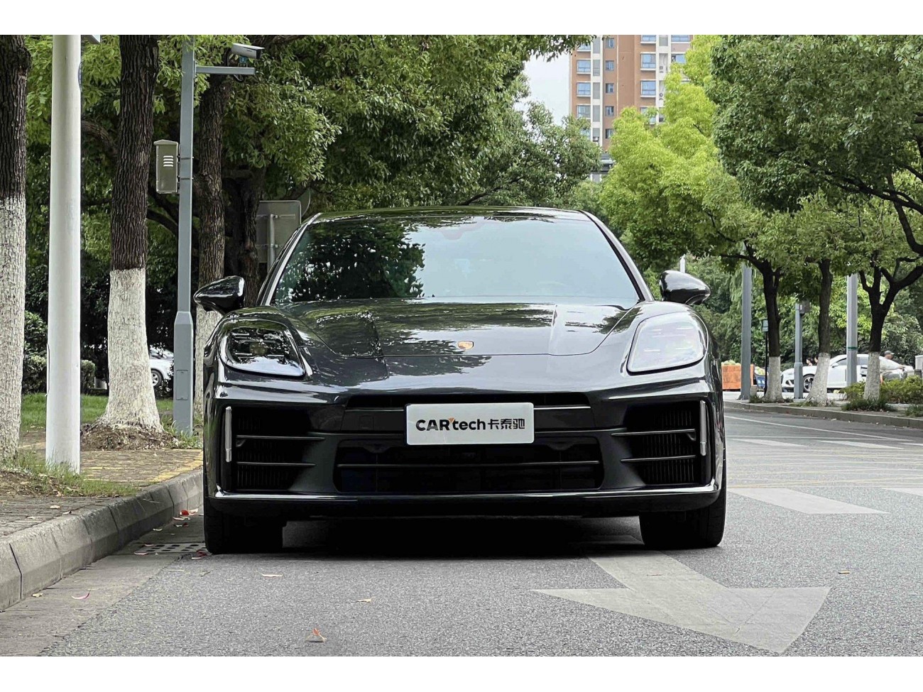 Porsche Panamera 2024
