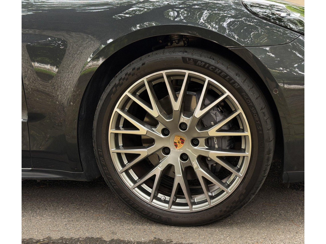 Porsche Panamera 2024