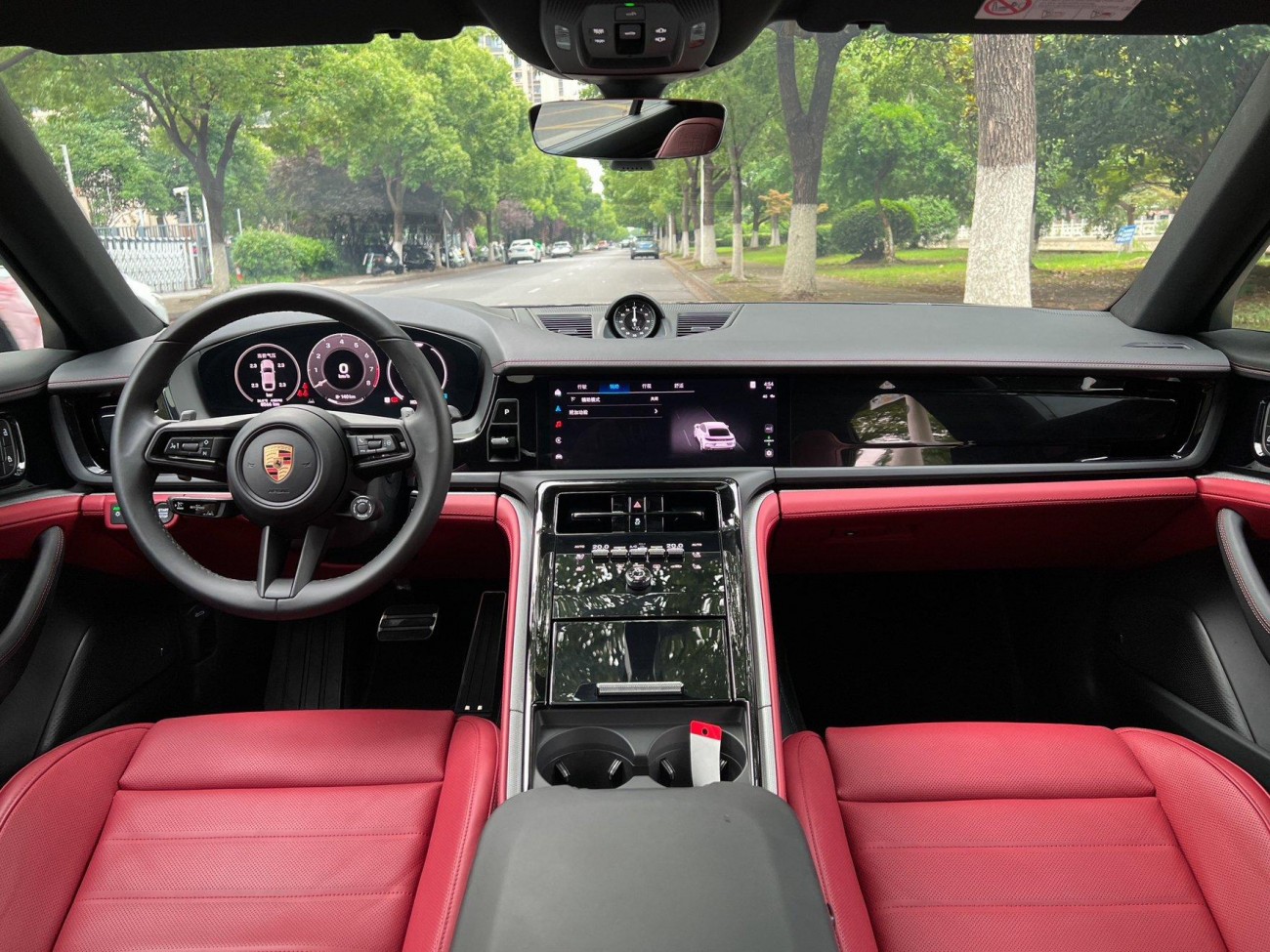 Porsche Panamera 2024