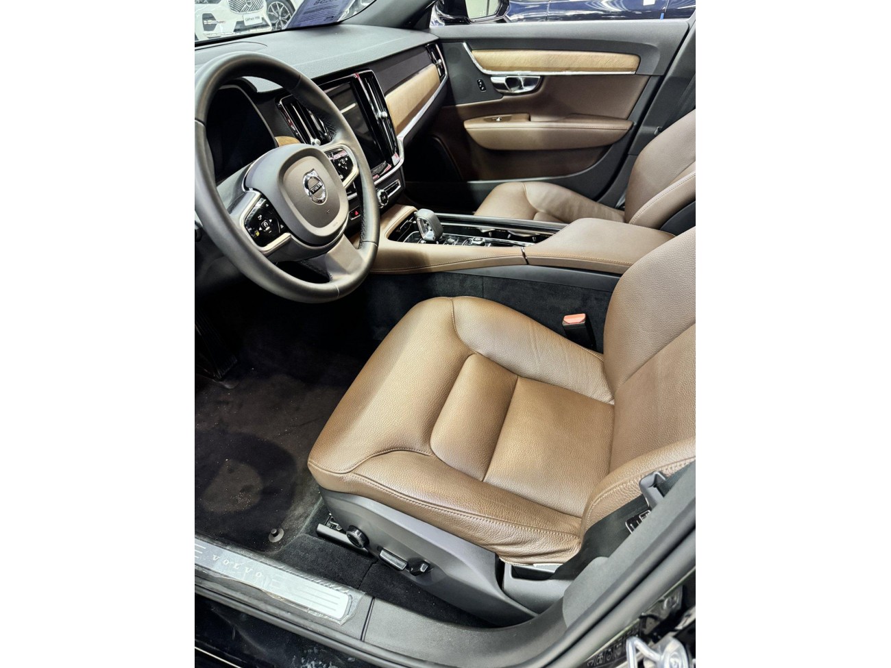 Volvo S90 2024