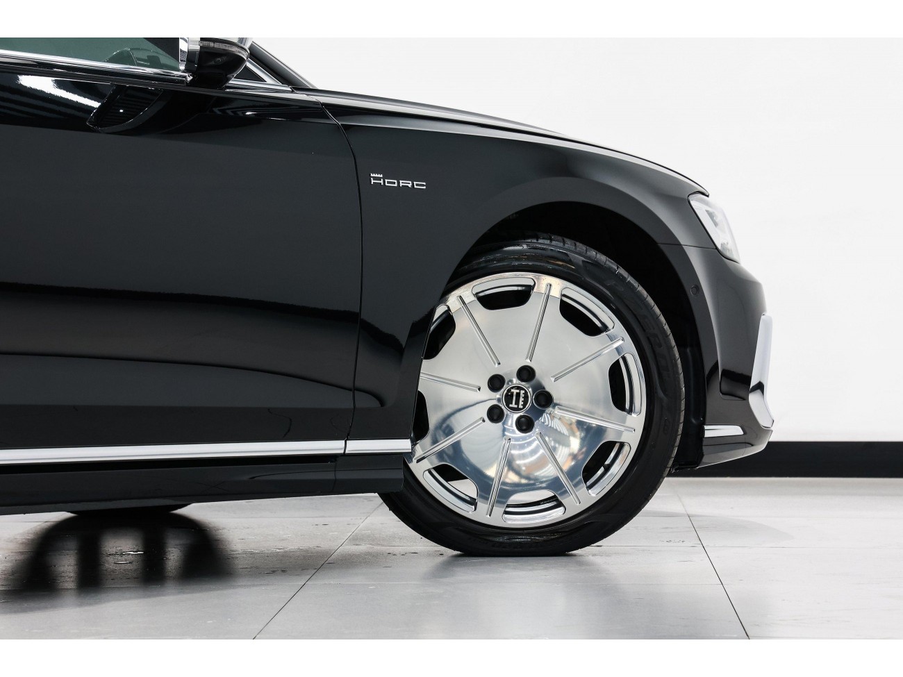 Audi A8L 2023