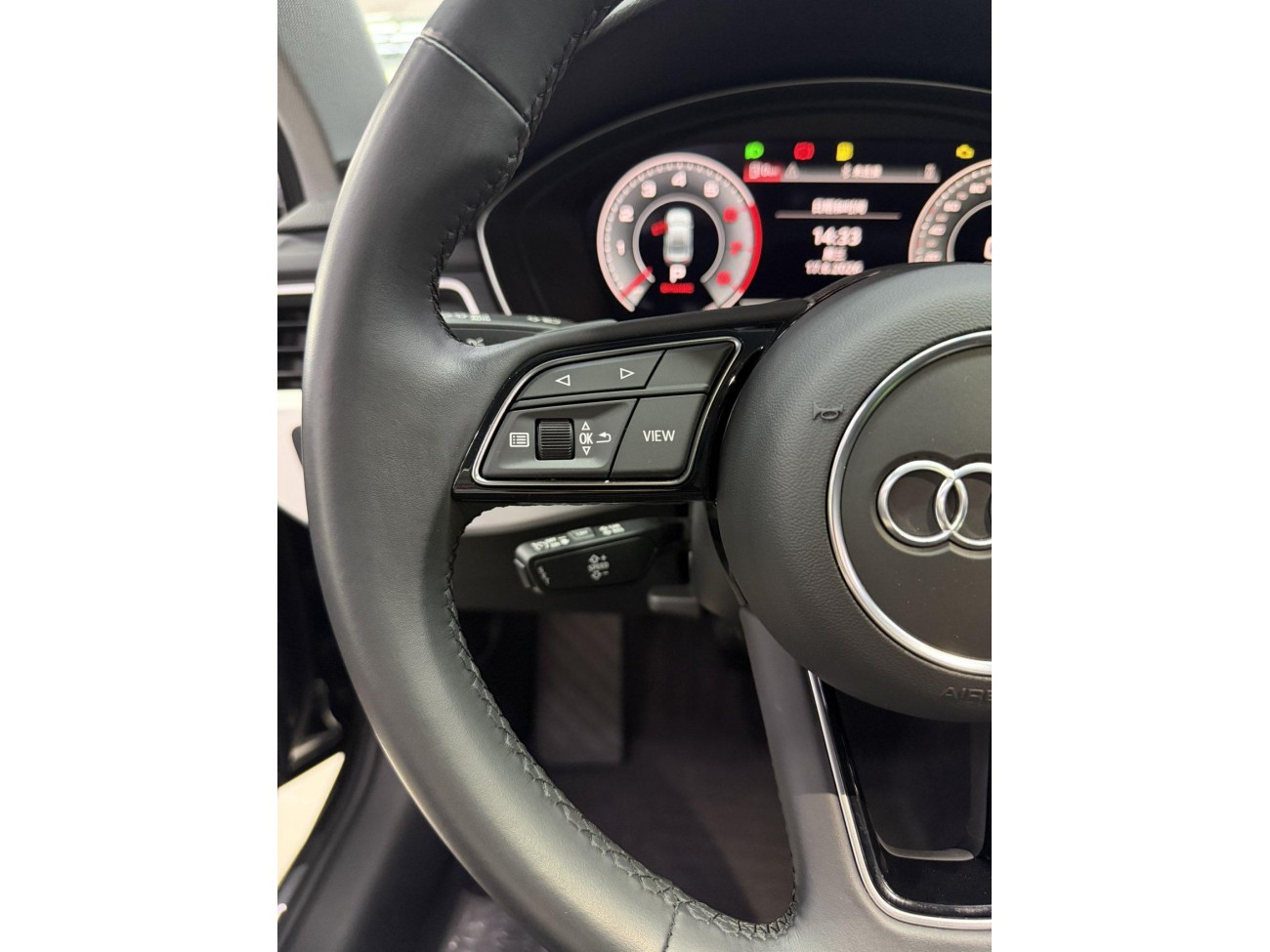 Audi A4L 40 TFSI 2023
