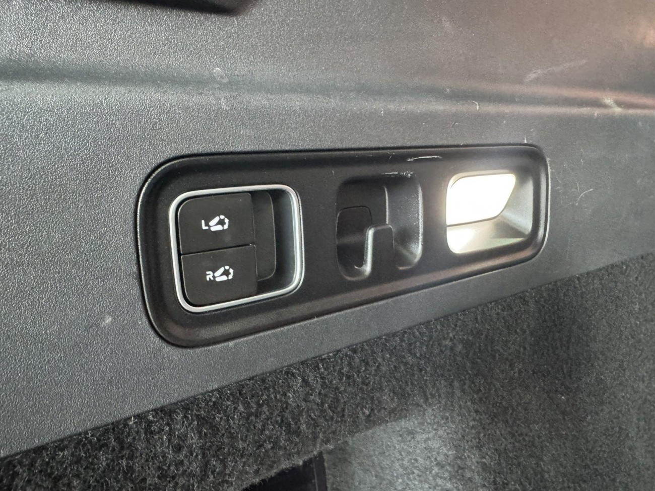 Li Auto L6 2025