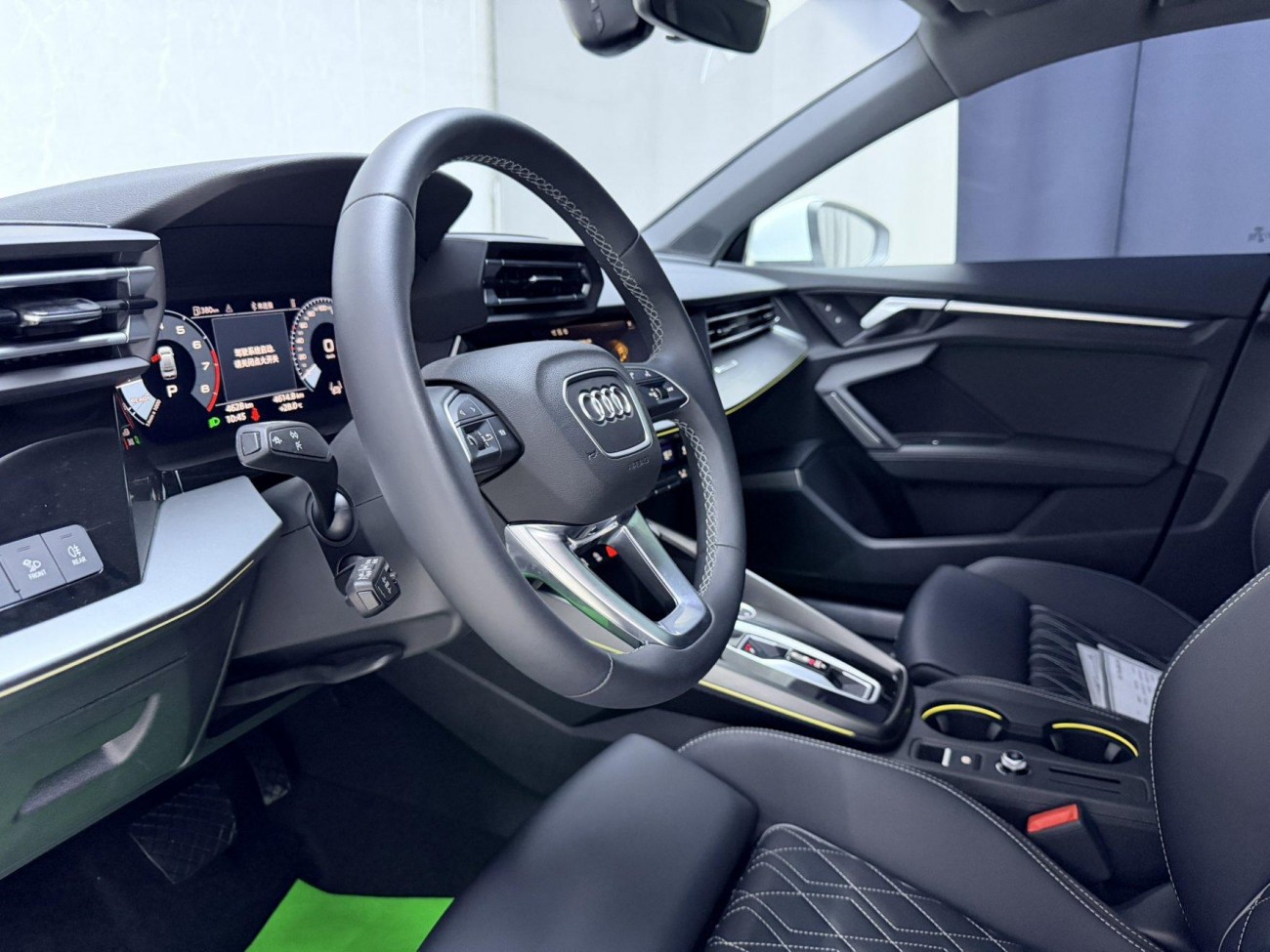 Audi Flying Spur 2025