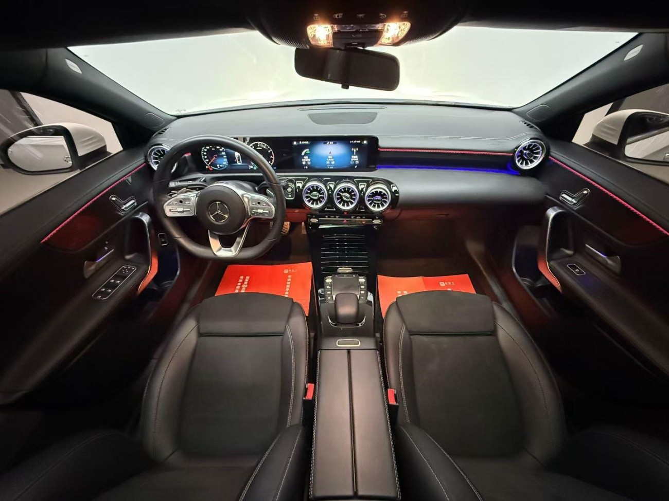 Mercedes-Benz A 200 L 2023