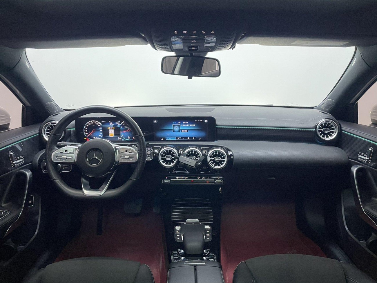 Mercedes-Benz A 200 L 2023