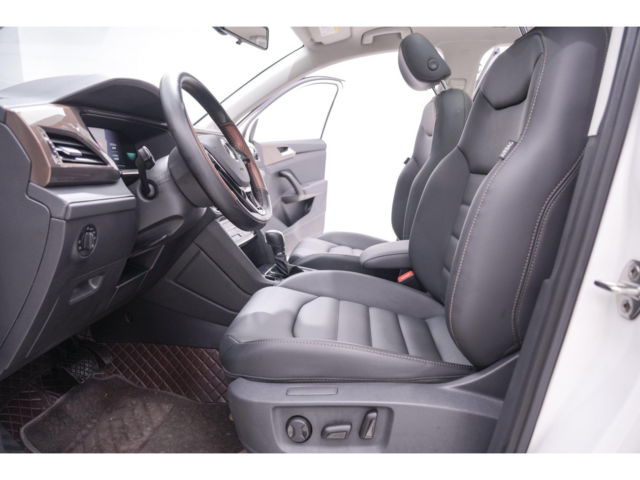 Volkswagen Tharu 2022