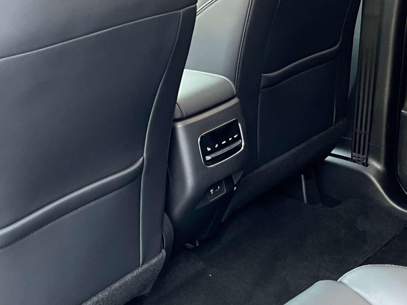 Trumpchi M6 2025