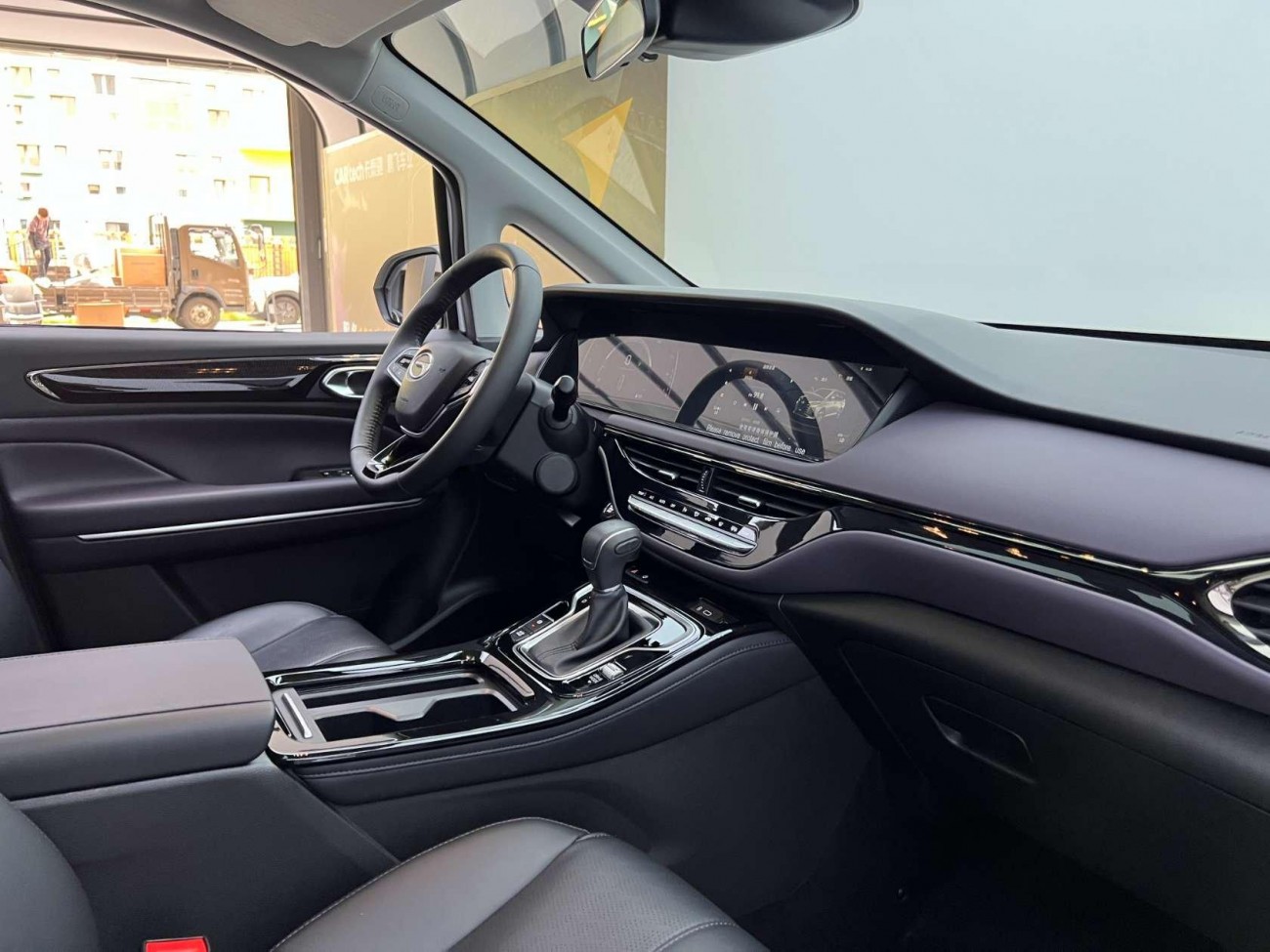 Trumpchi M6 2025