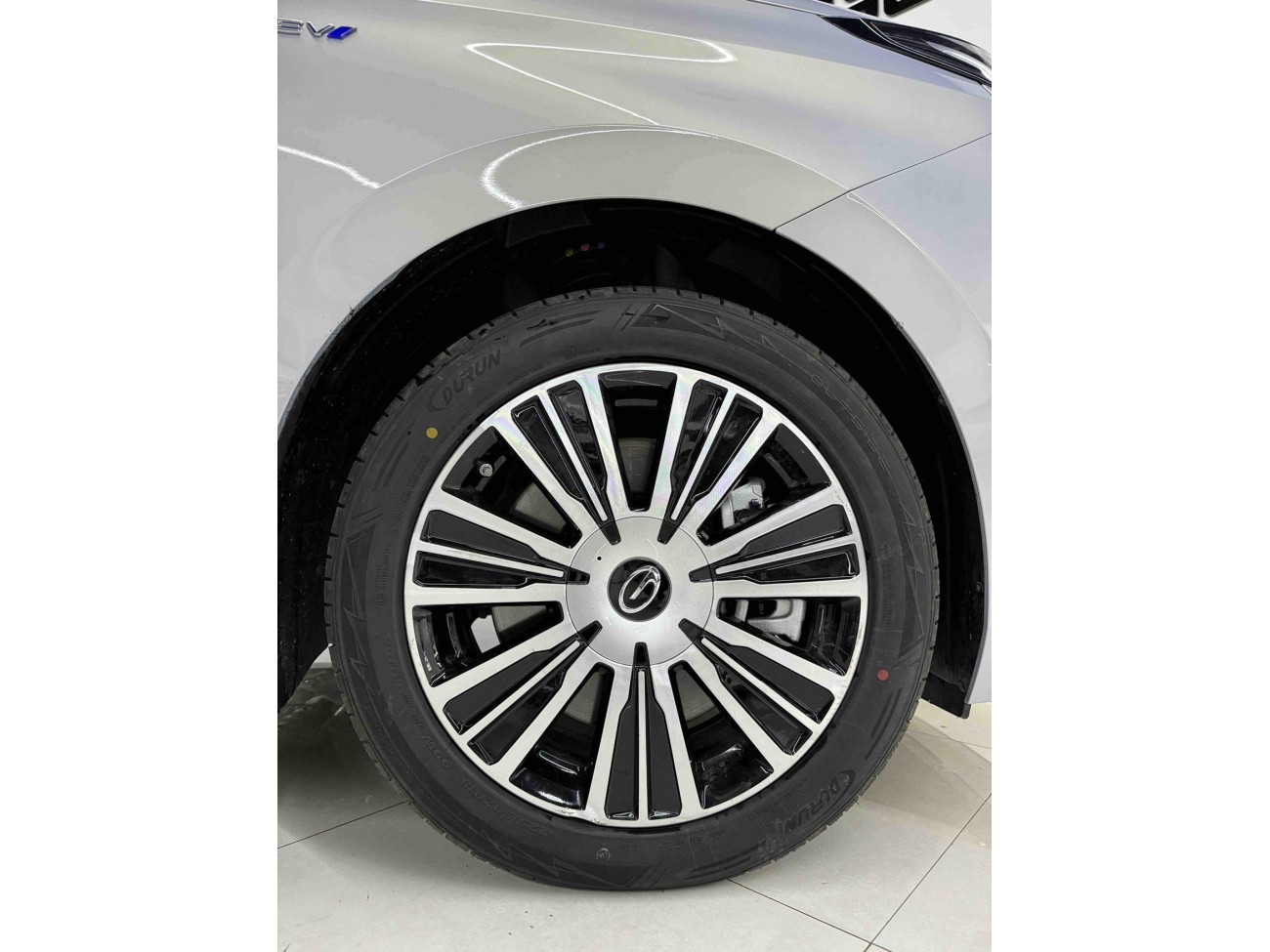 Trumpchi E8 2024