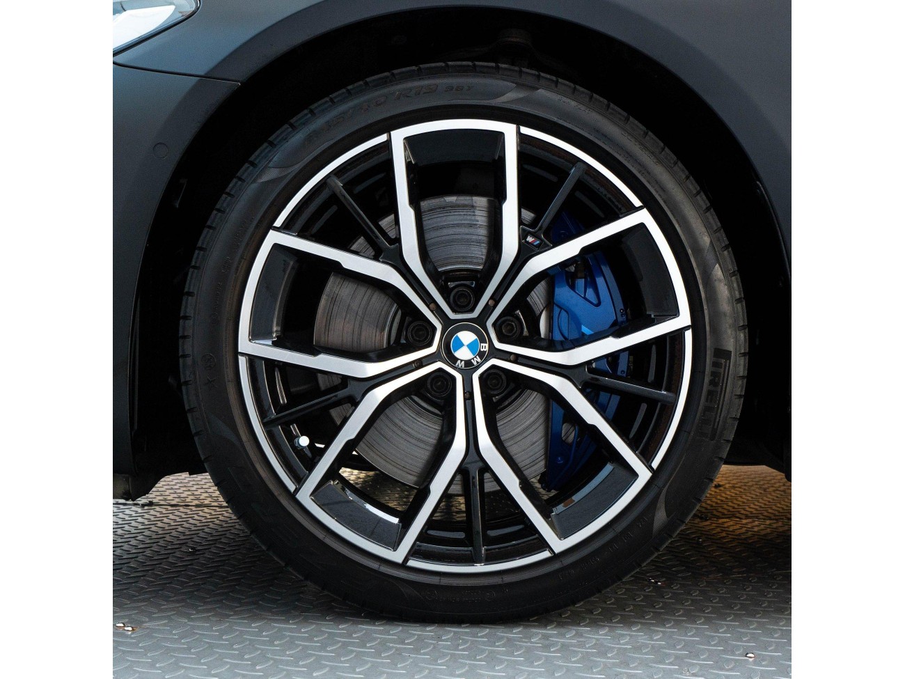 BMW 540i 2022