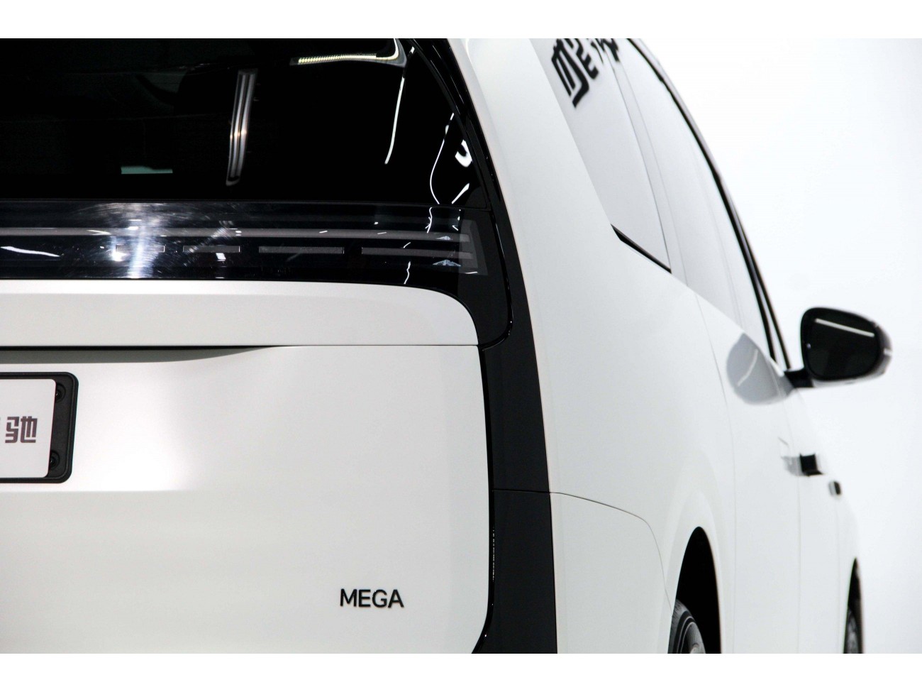 Li Auto MEGA 2025