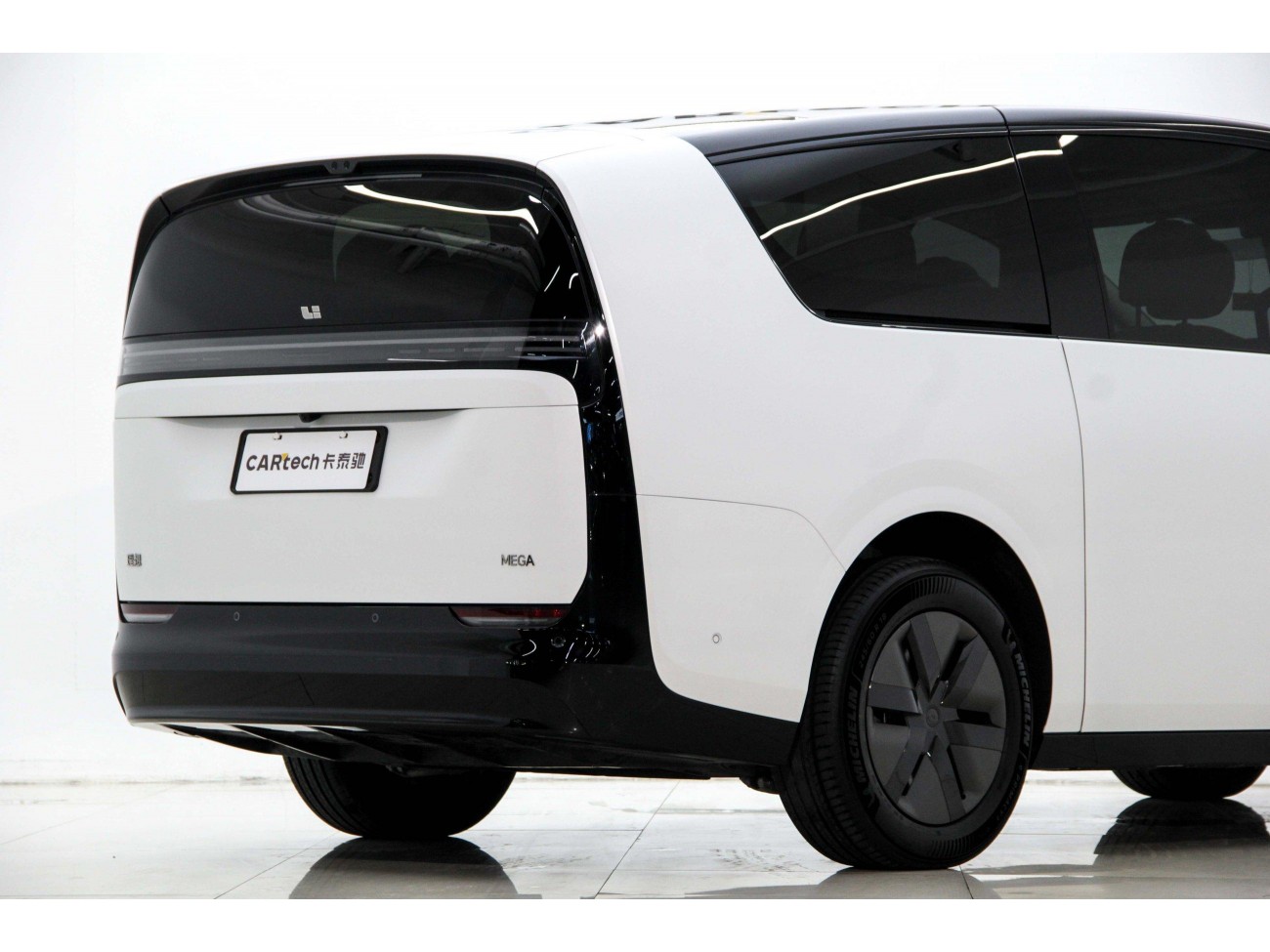 Li Auto MEGA 2025