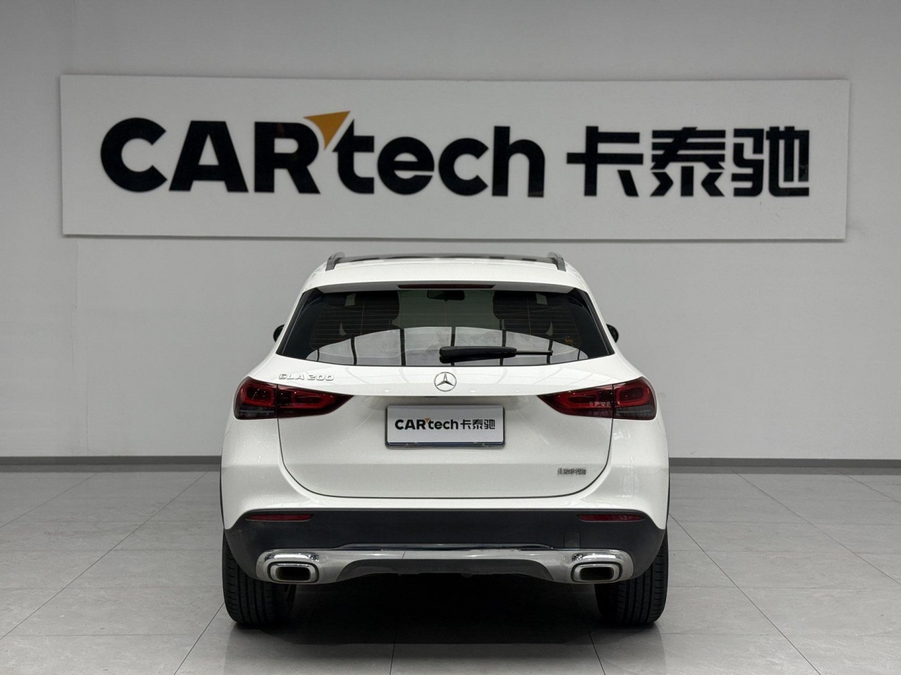 Mercedes-Benz GLA 200 4MATIC 2023