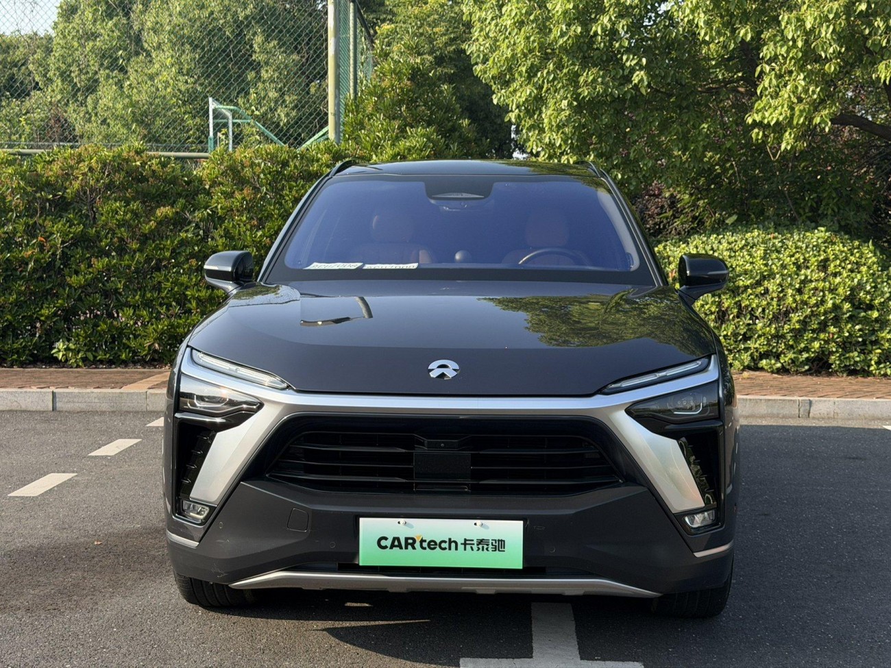 NIO ES8 2021