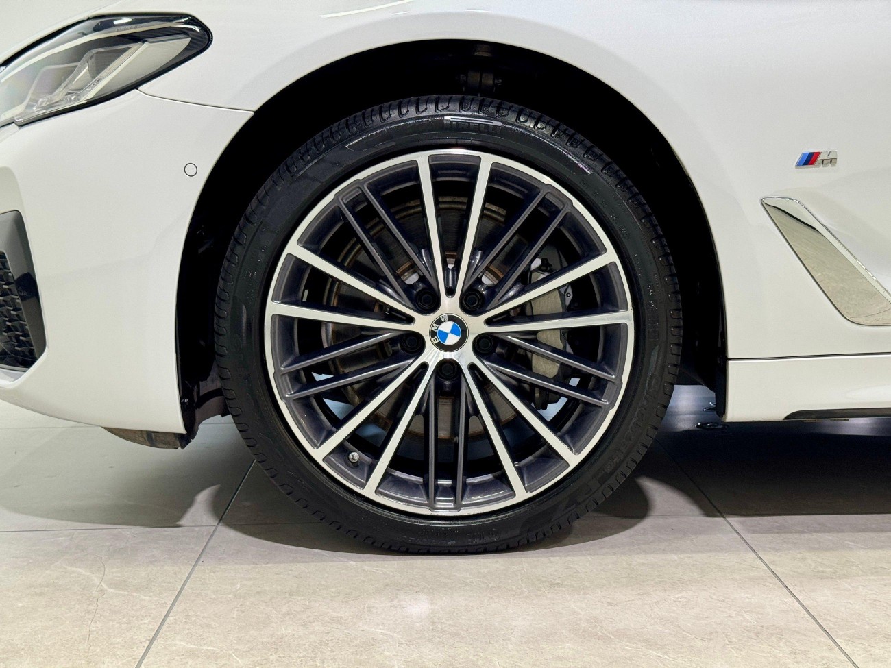 BMW 530Li 2023