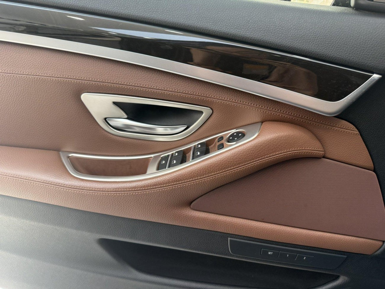 BMW 525Li 2016