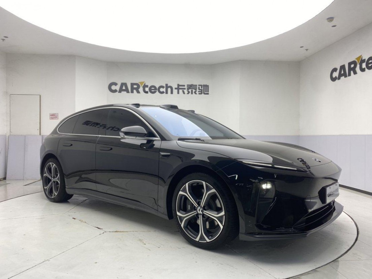 NIO ET5 2024