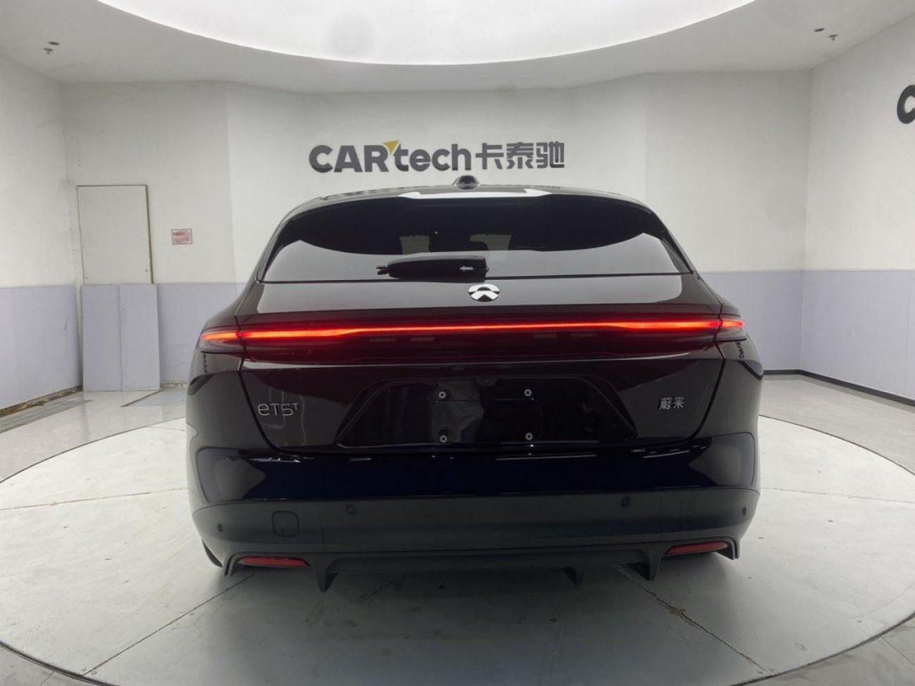 NIO ET5 2024