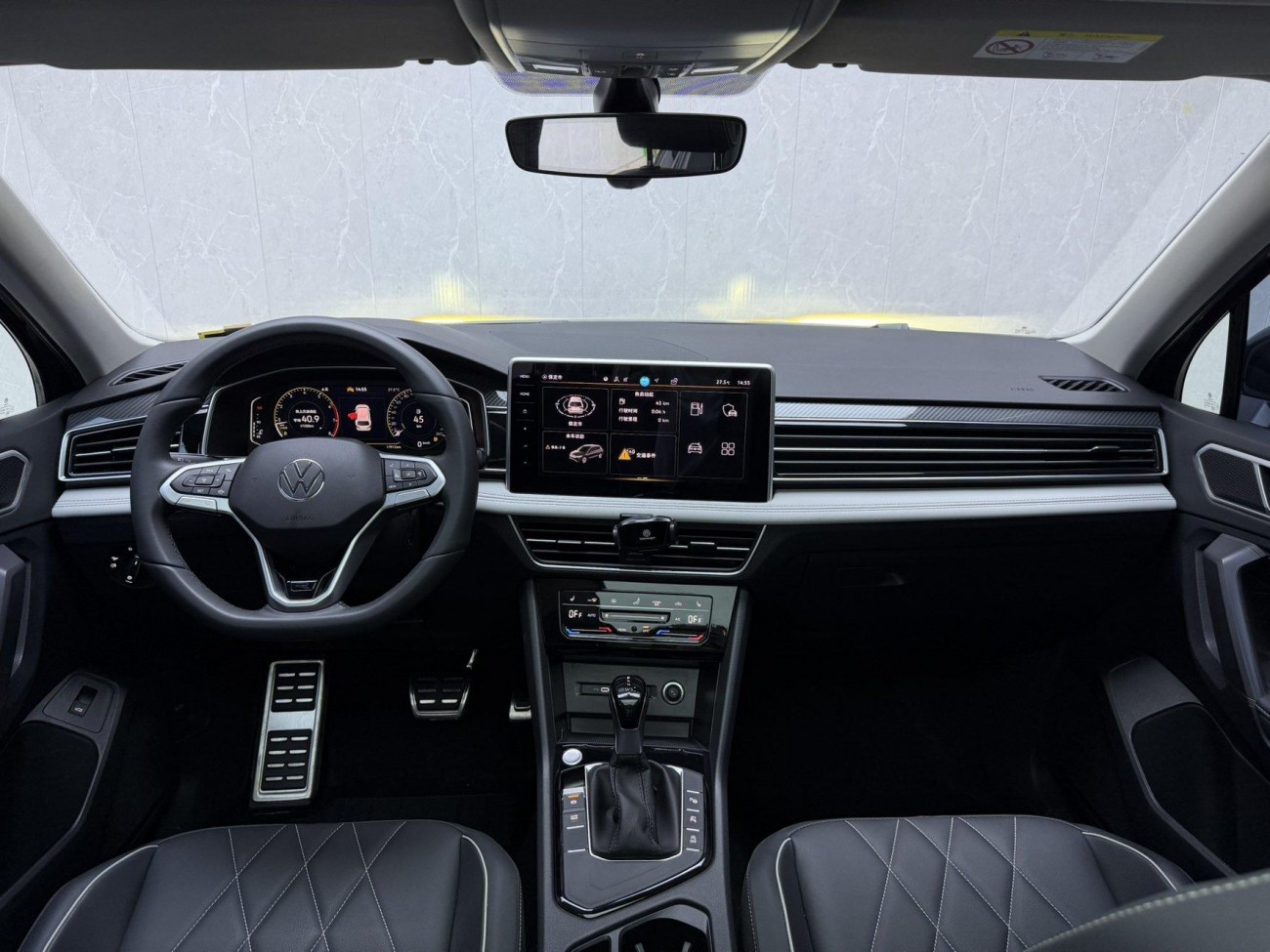 Volkswagen Tiguan L 2024