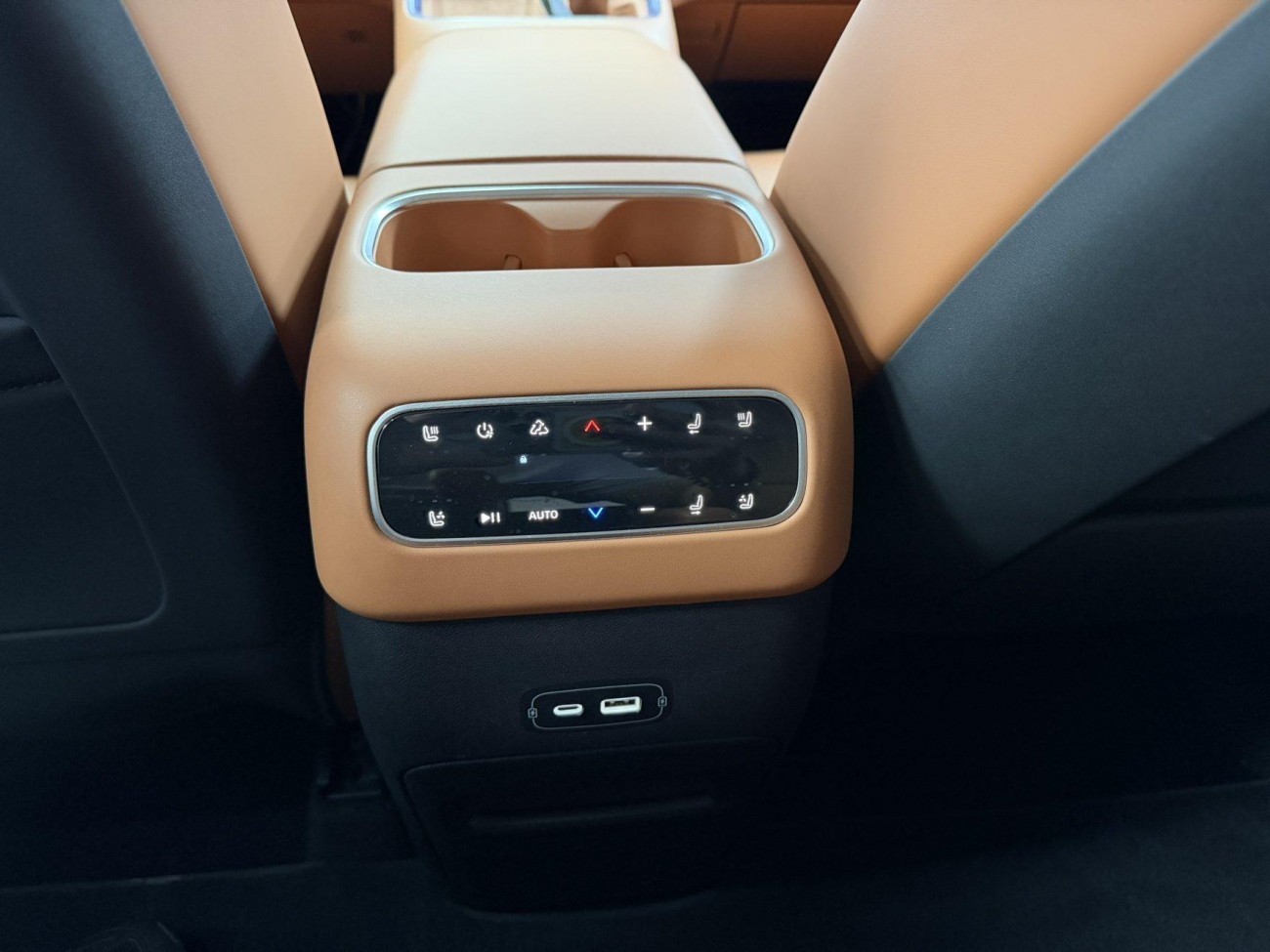 Leapmotor C16 2025