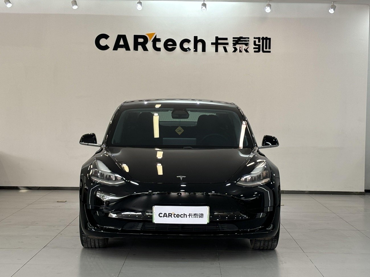 Tesla Model 3 2020