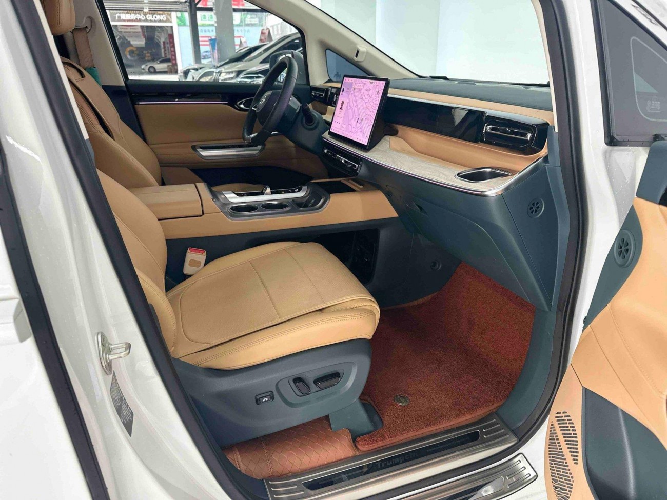 Trumpchi E8 2024