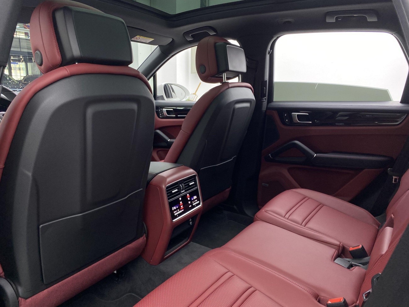 Porsche Cayenne 2022