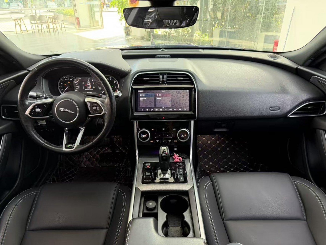 Jaguar XEL 2020