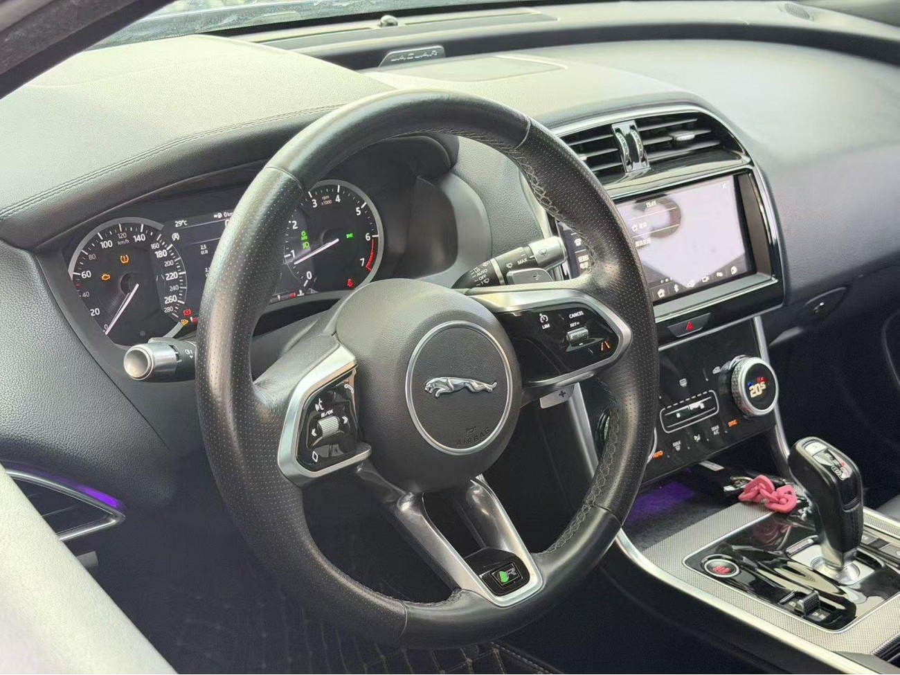 Jaguar XEL 2020