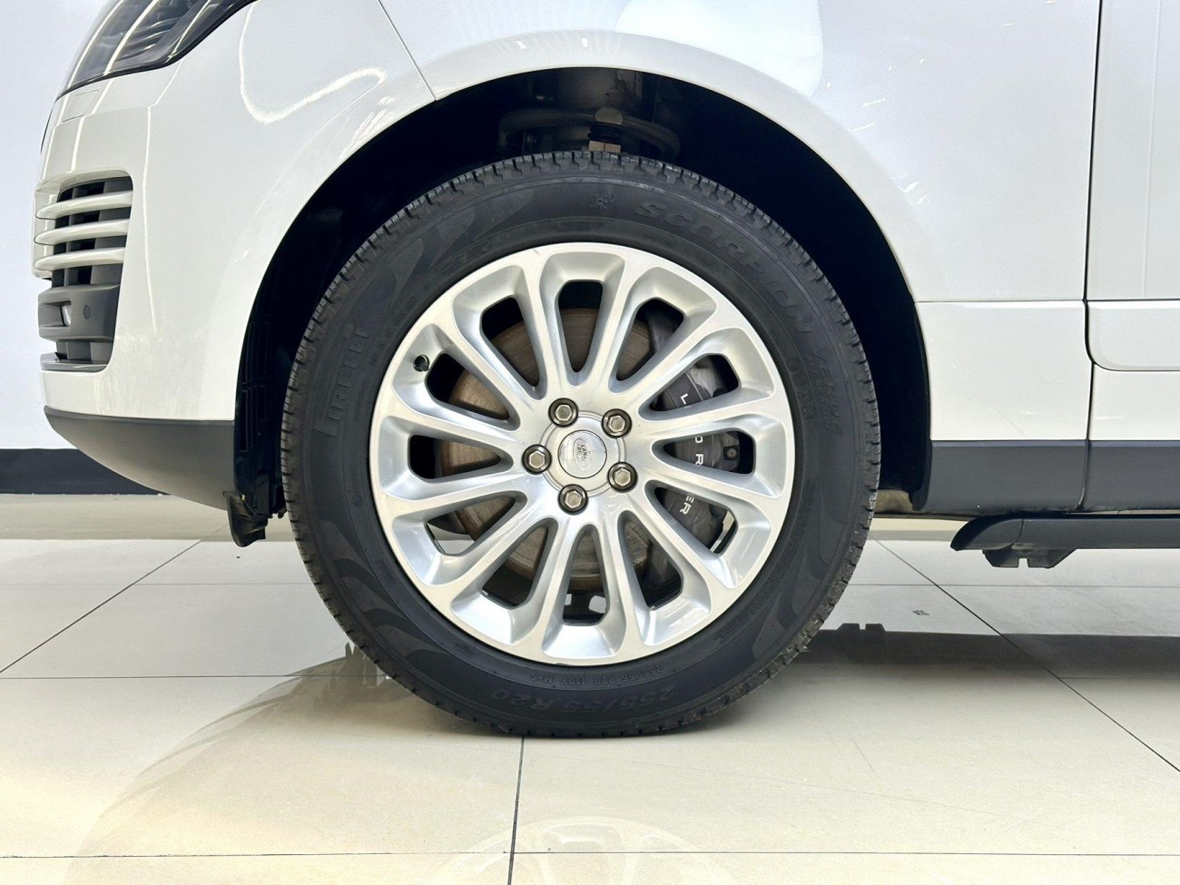 Land Rover Range Rover 2023