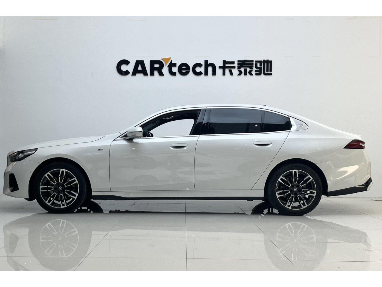 BMW 525Li 2024