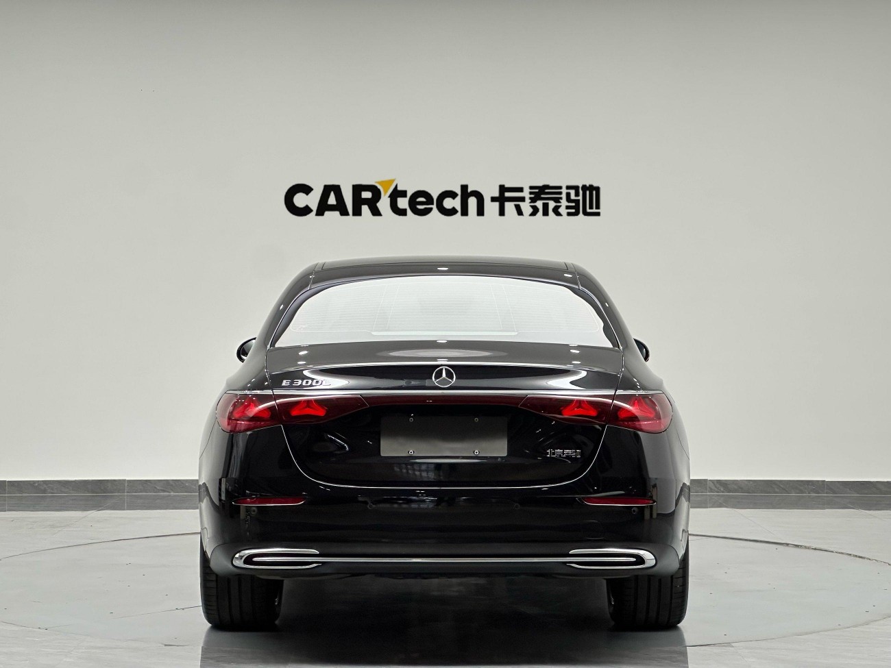 Mercedes-Benz E 300 L 2026