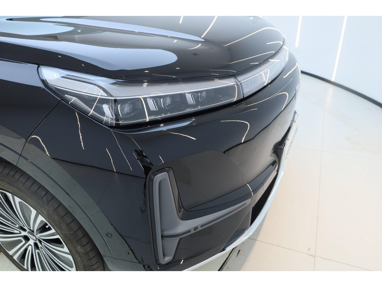 Geely Galaxy M9 2025