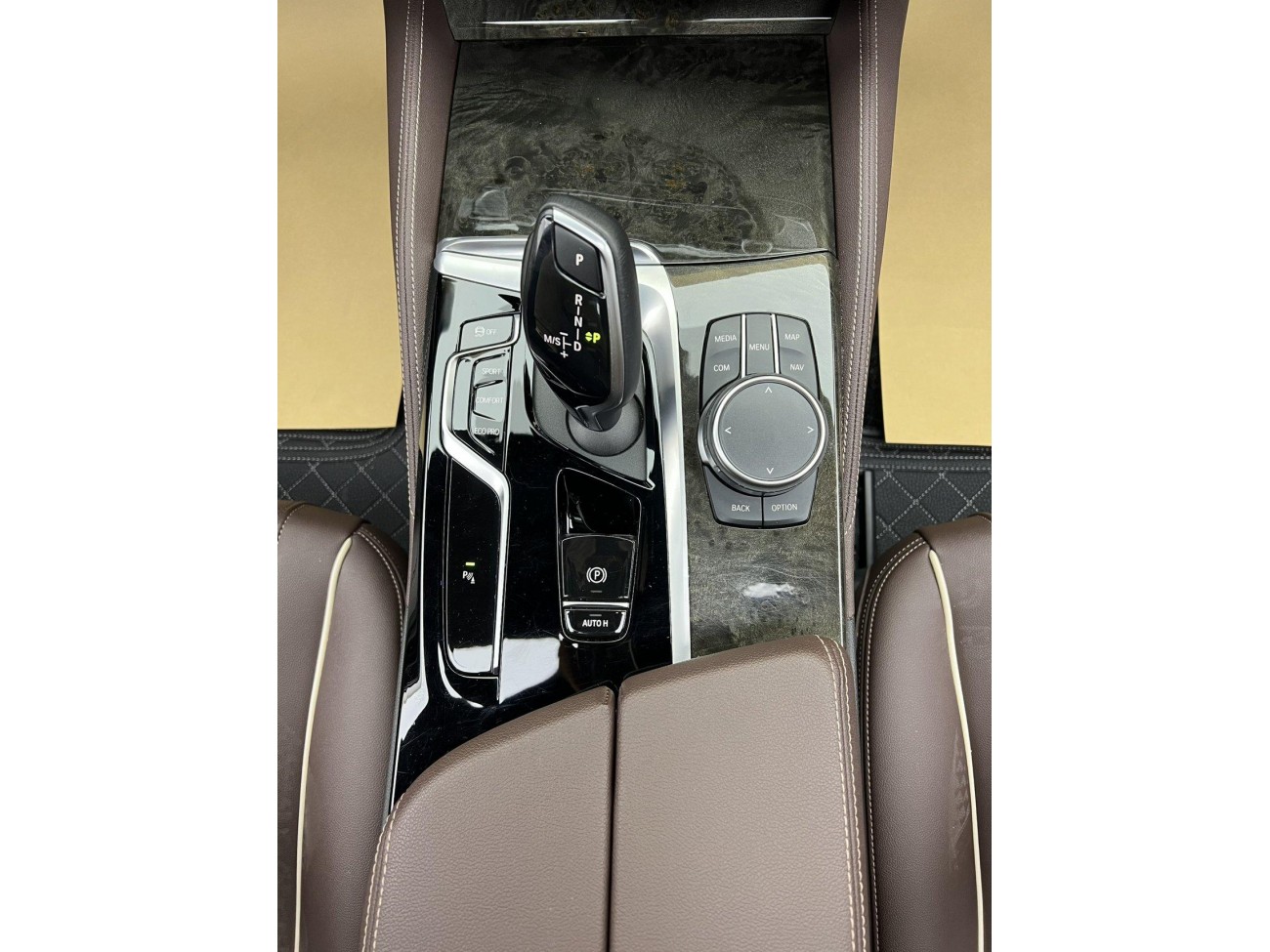 BMW 525Li 2024