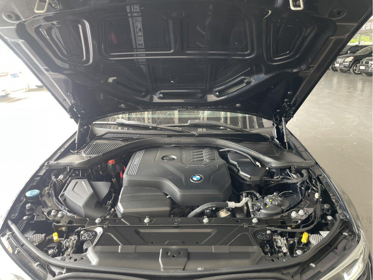 BMW 325Li 2022