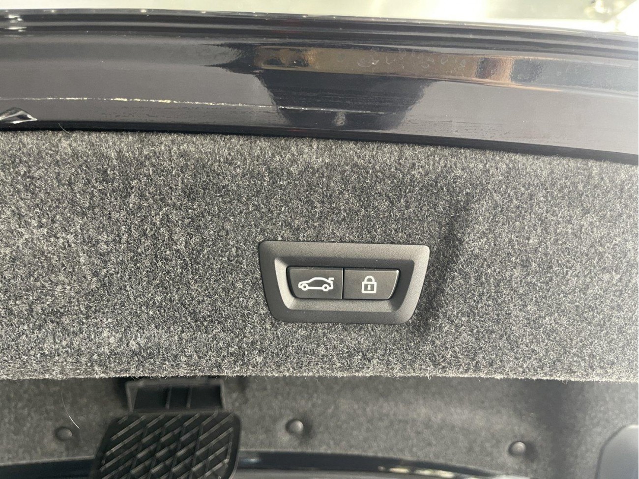 BMW 325Li 2022