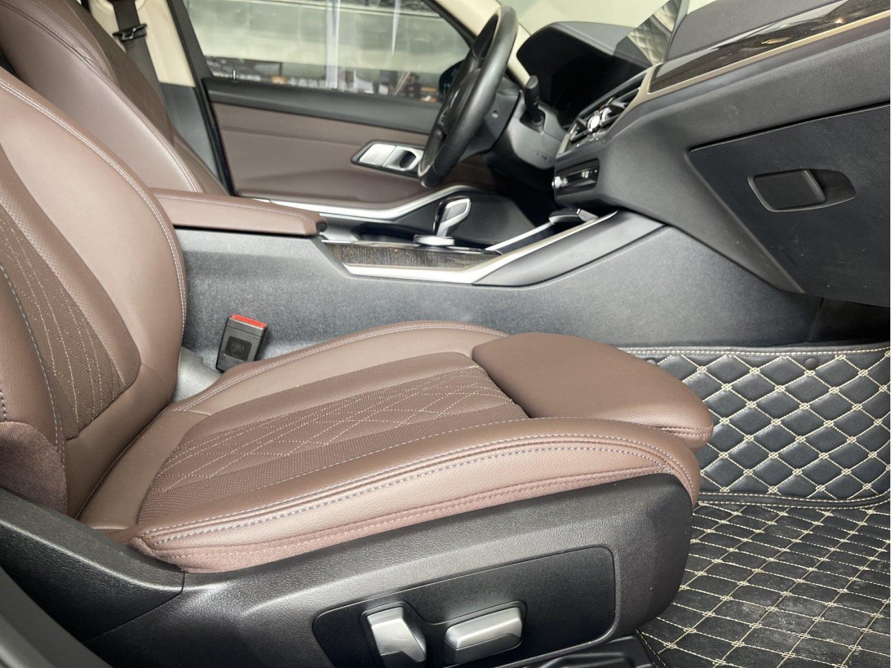 BMW 325Li 2022