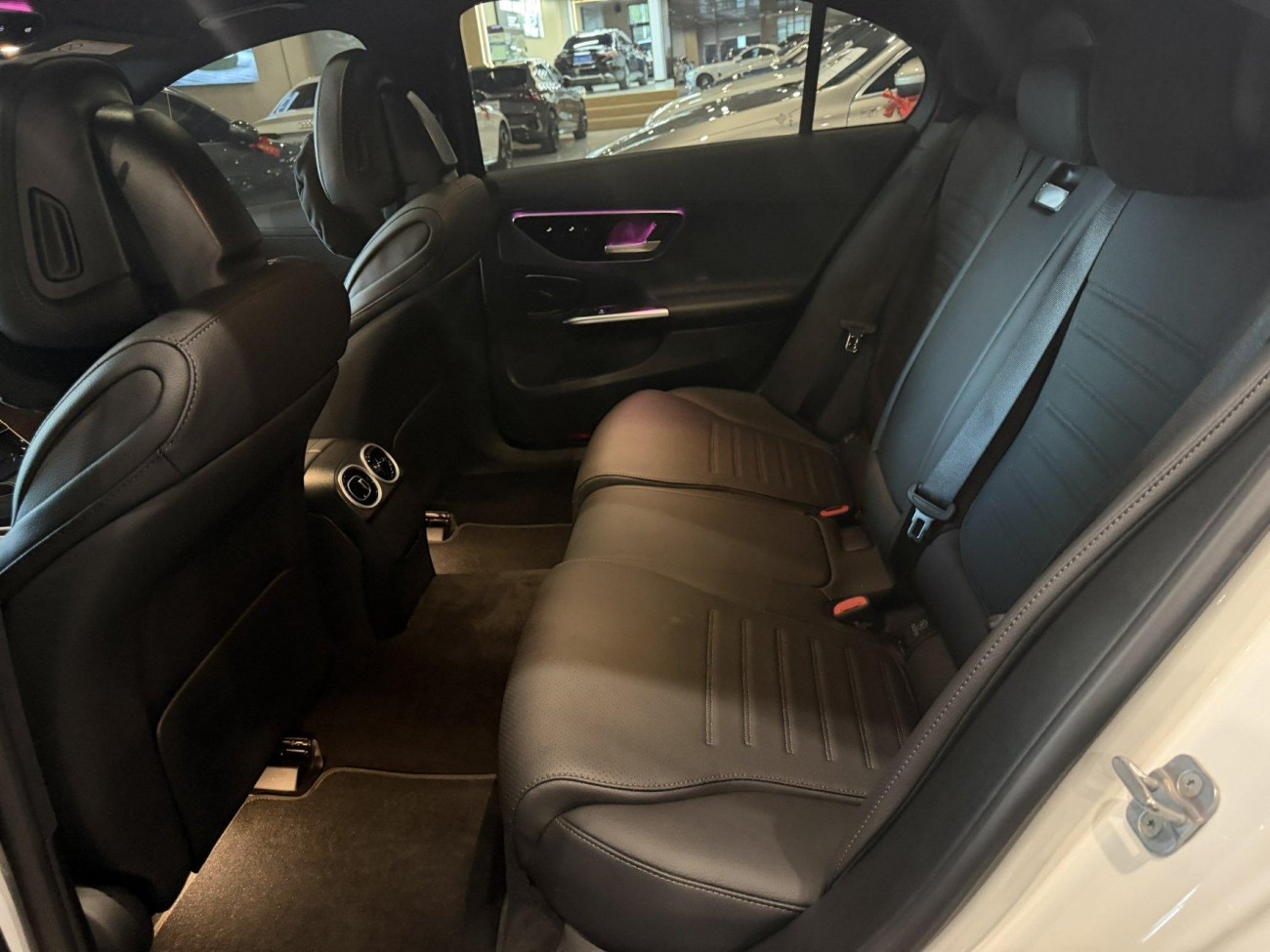 Mercedes-Benz C 200 L 2025