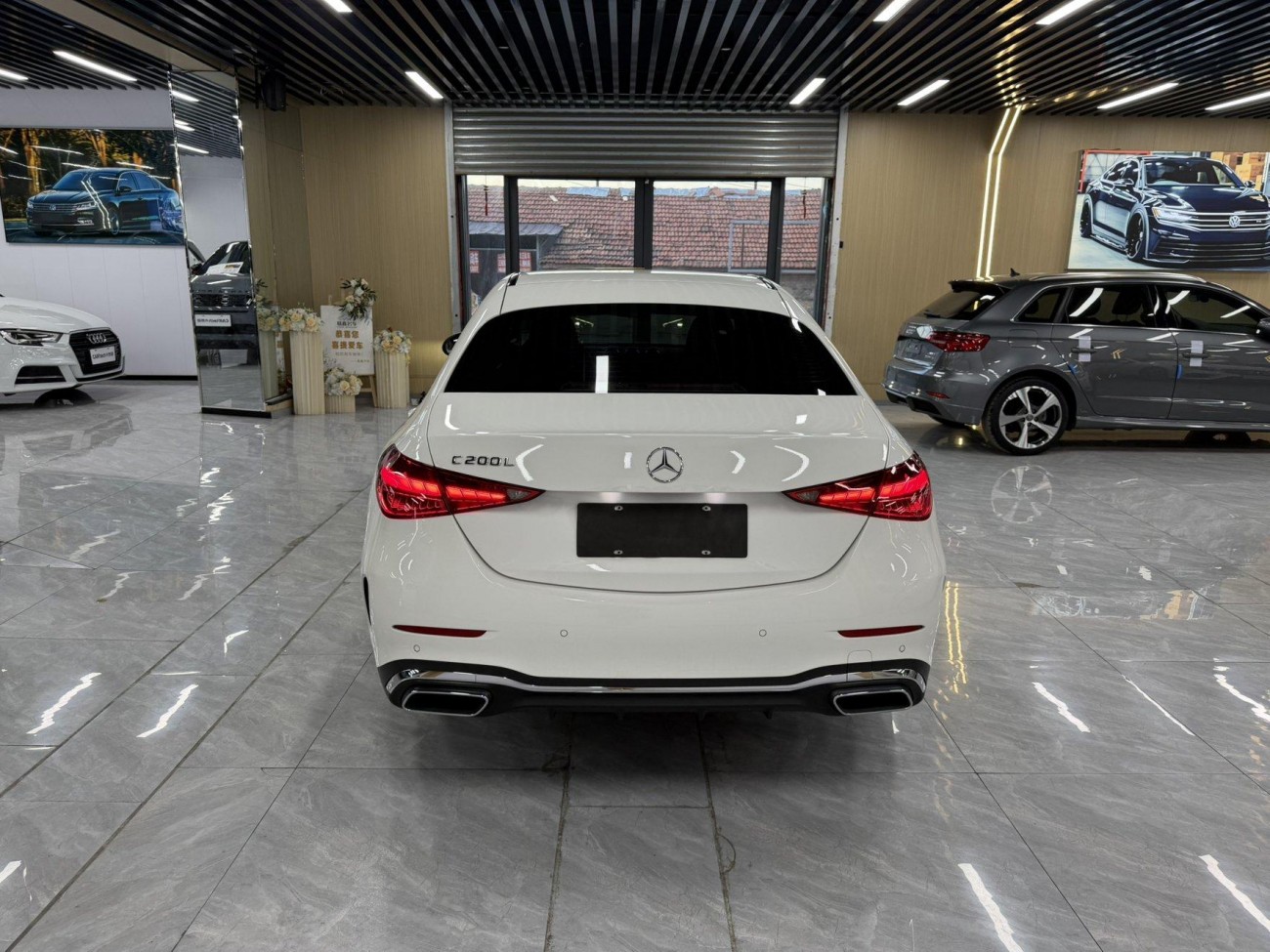 Mercedes-Benz C 200 L 2025